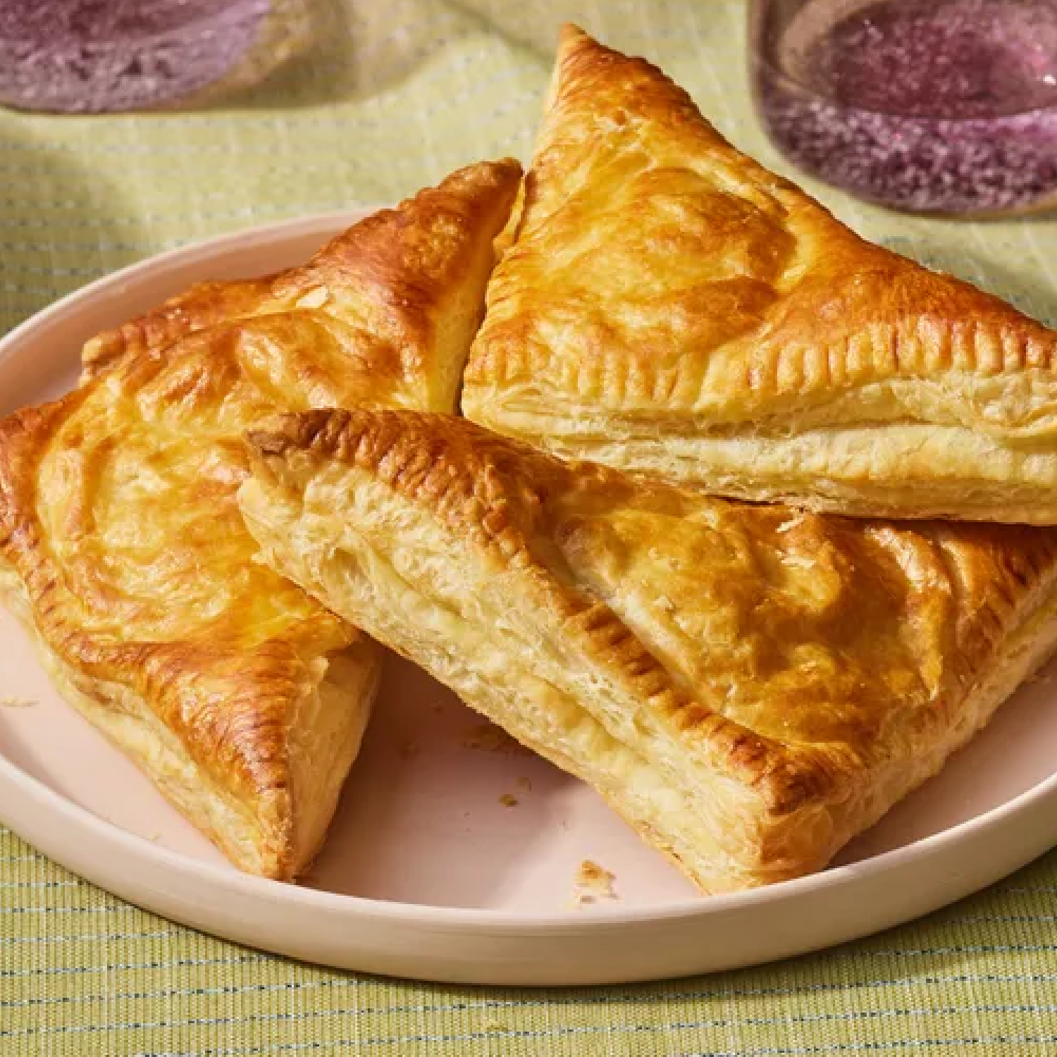 AppleTurnover-min